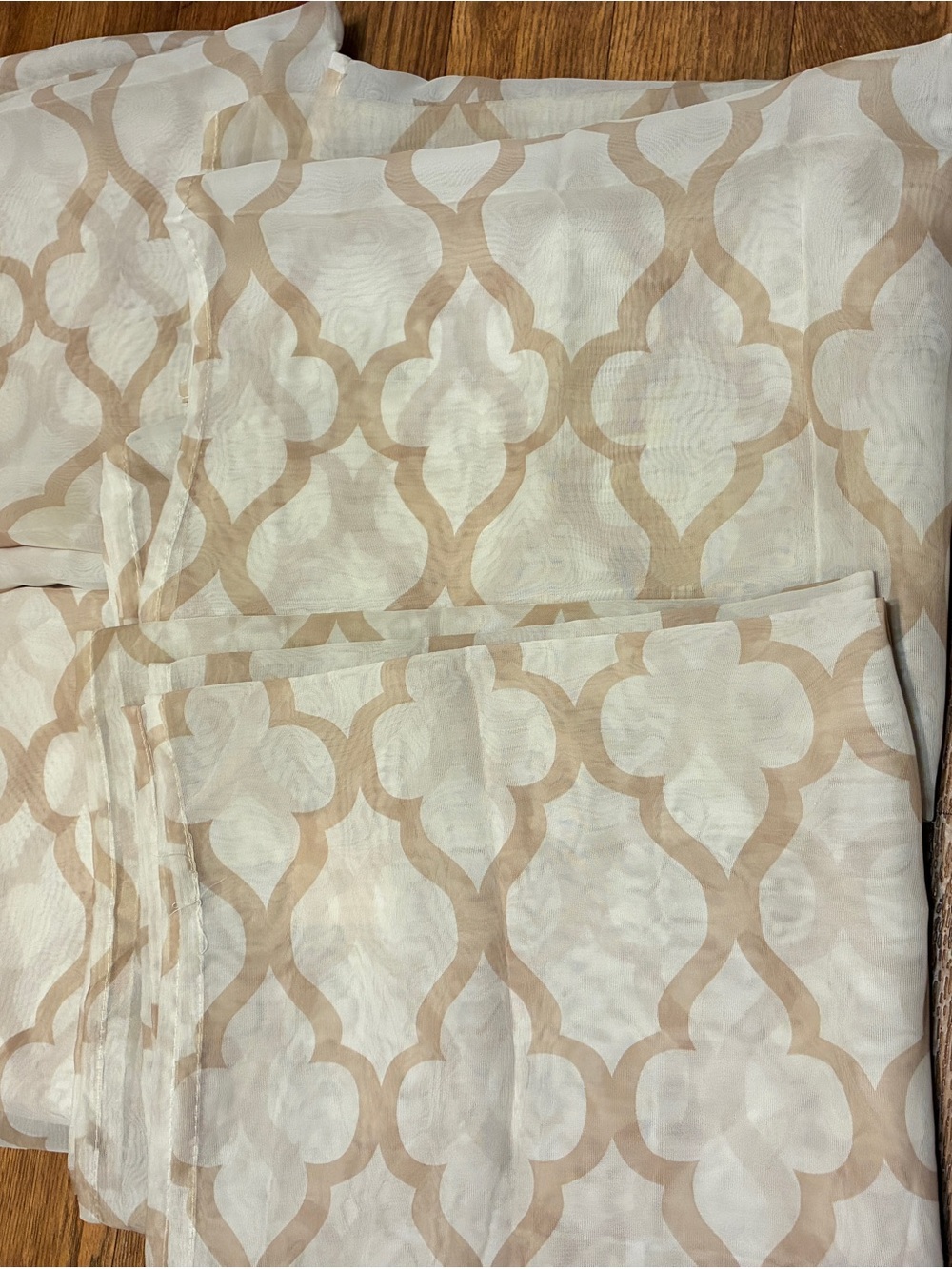 4 Mainstays White Sheer Curtain Panel with Beige Trellis Pattern Set of 4